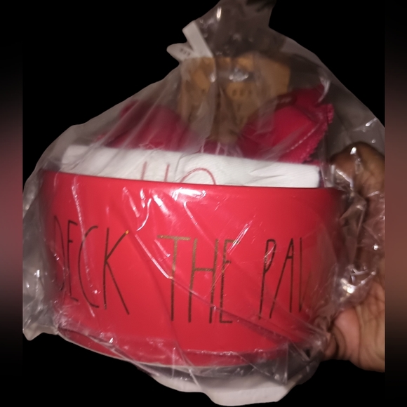 Rae Dunn Deck The Paws 6" Pet Bowl with Bandana & Toys - Picture 2 of 9